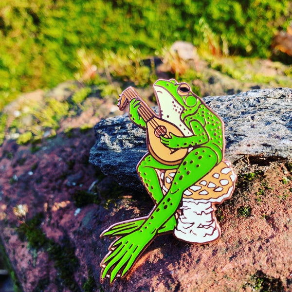 Traveling Frog Pin from Apollo Box